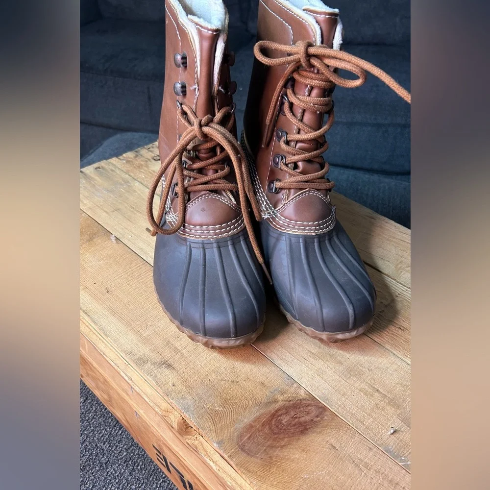 UnionBay Vintage‎ Duck Boots size 6